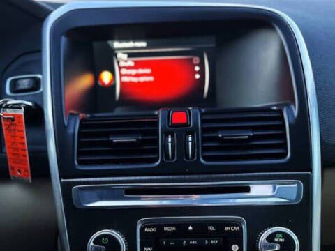 2016 Volvo XC60 T5 Drive-E Premier