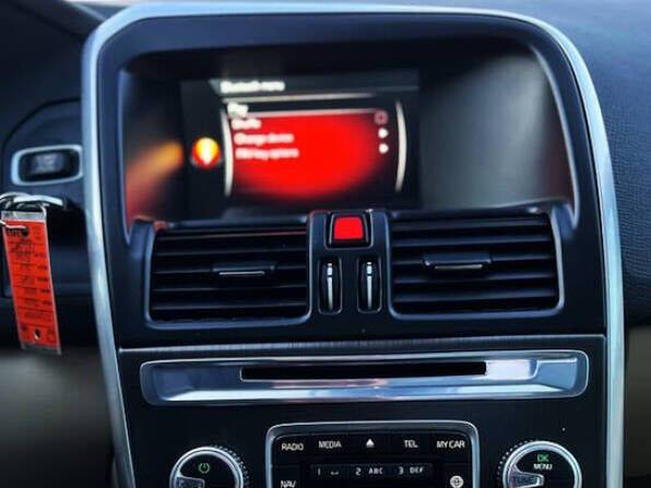 2016 Volvo XC60 T5 Drive-E Premier