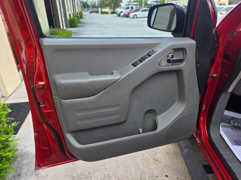 2016 Nissan Frontier Desert Runner