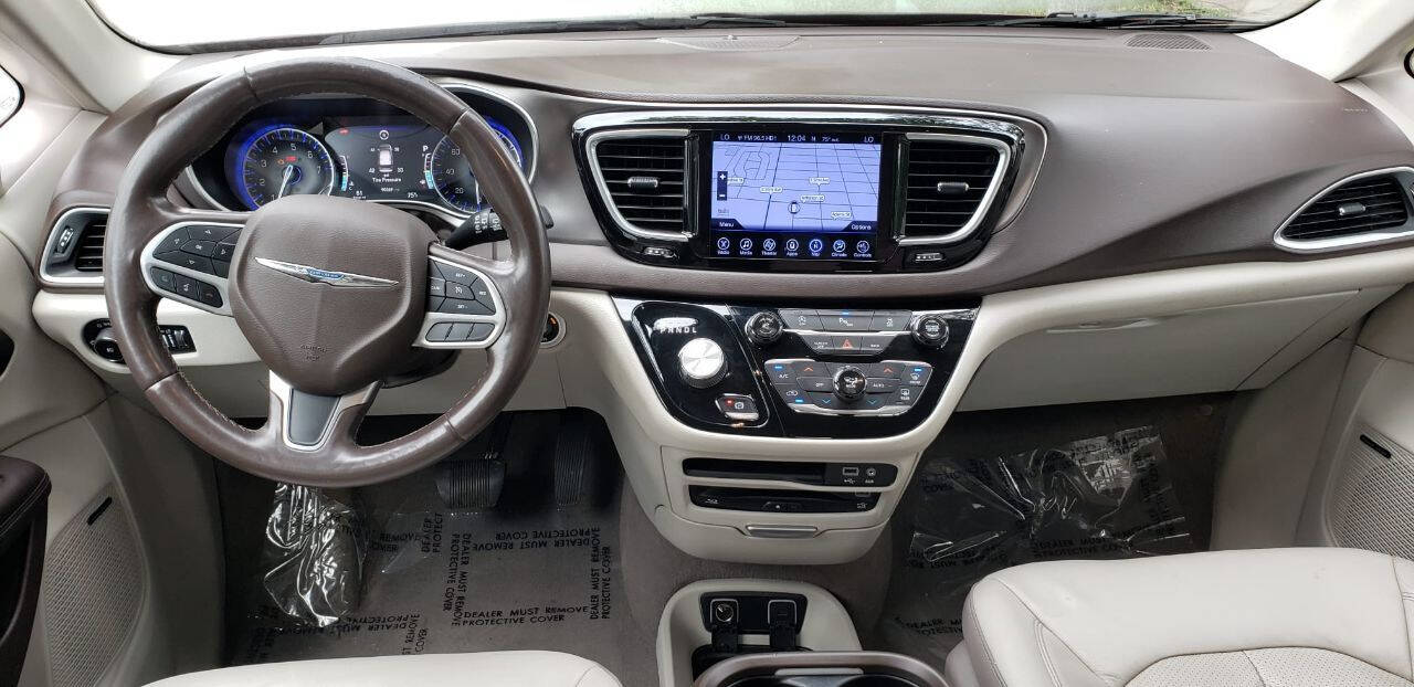 2017 Chrysler Pacifica  - $16,870