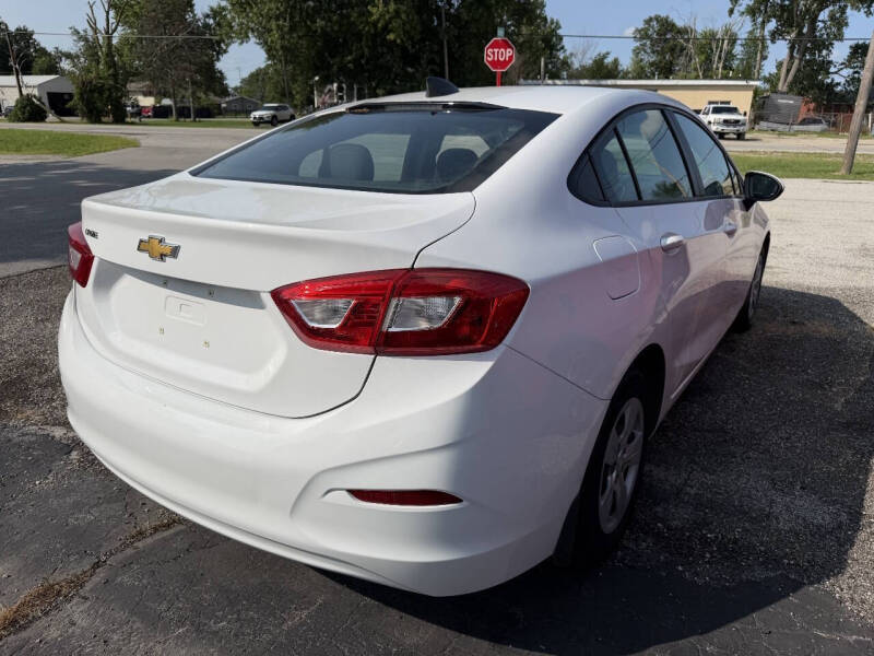 2017 Chevrolet Cruze LS Auto