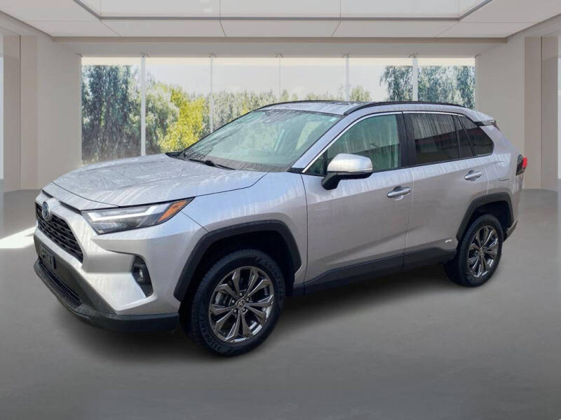 2022 Toyota RAV4 Hybrid XLE Premium