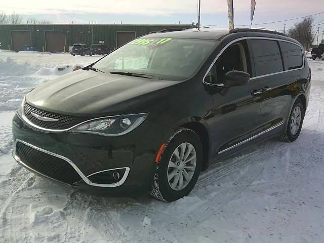 2017 Chrysler Pacifica Touring Plus