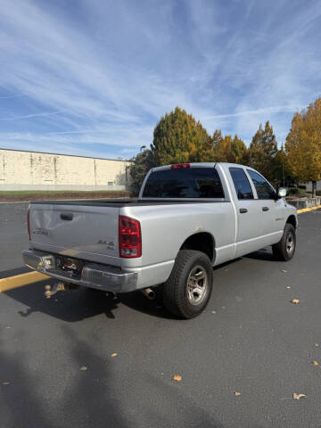2004 Dodge Ram 1500 SLT