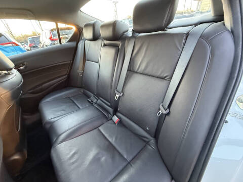 2015 Acura ILX 2.0L w/Tech