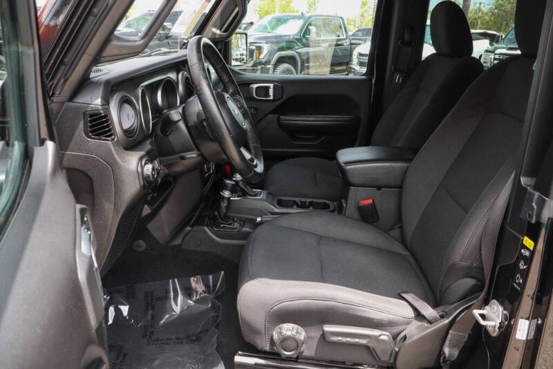 2022 Jeep Wrangler Willys