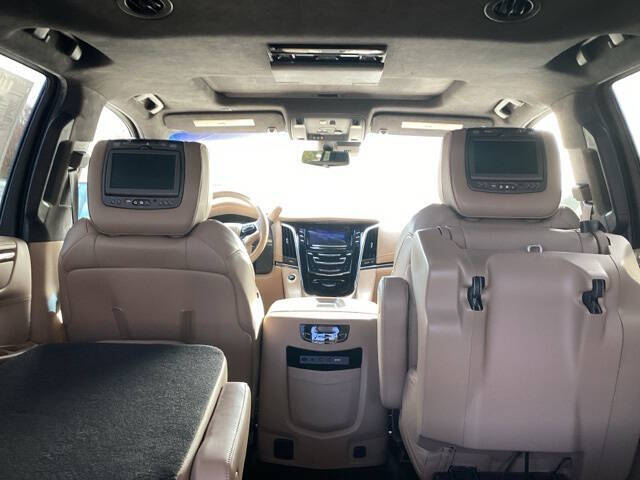 2018 Cadillac Escalade Platinum