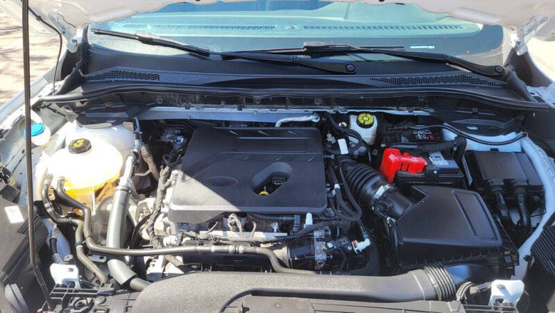 2020 Ford Escape SE