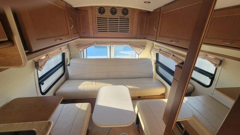 2010 Ford E-Series E-350 SD