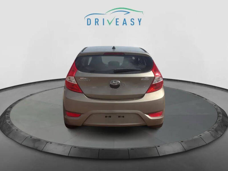 2012 Hyundai Accent GS