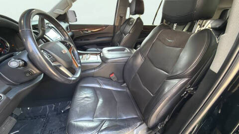 2018 Cadillac Escalade Standard