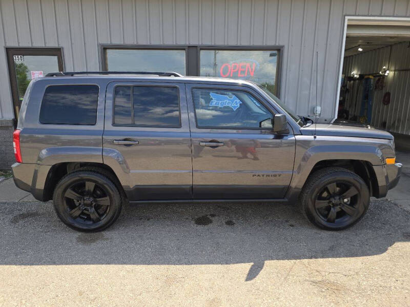 Used 2015 Jeep Patriot Sport with VIN 1C4NJRBB8FD240064 for sale in La Crescent, Minnesota