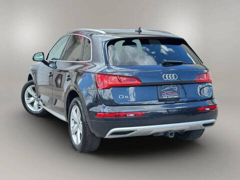 2019 Audi Q5 quattro Prestige 45 TFSI