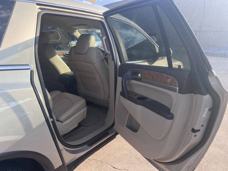 2011 Buick Enclave CXL-2