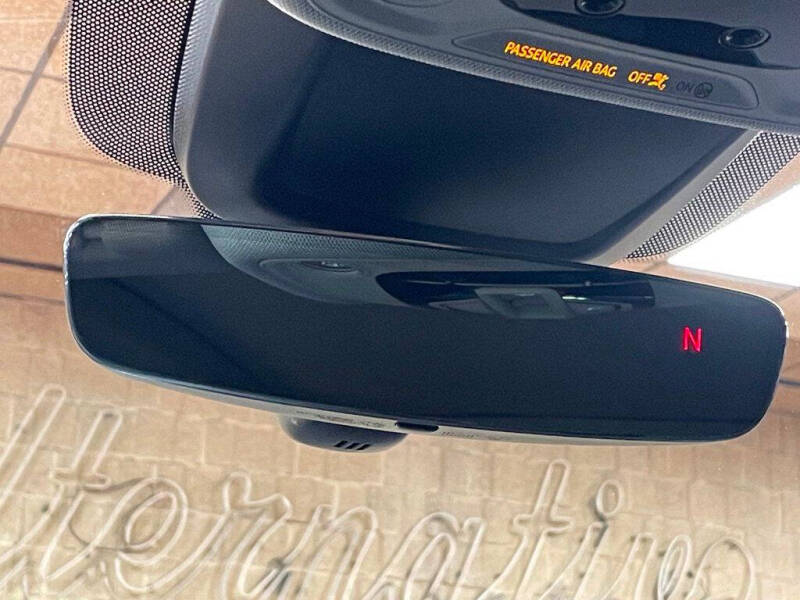 2021 Audi e-tron quattro Premium