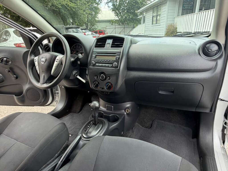 2018 Nissan Versa