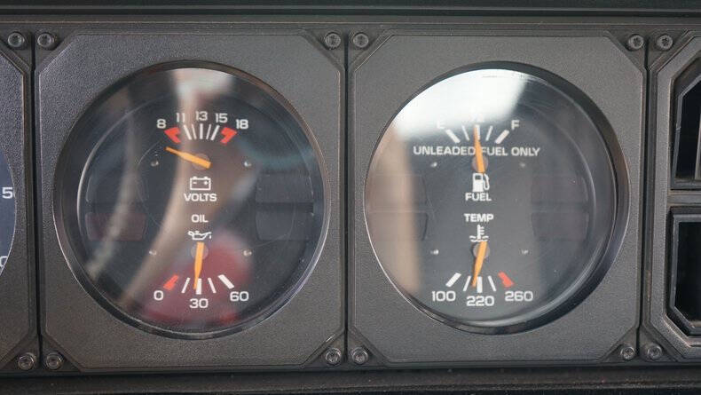 1984 Pontiac Firebird SE