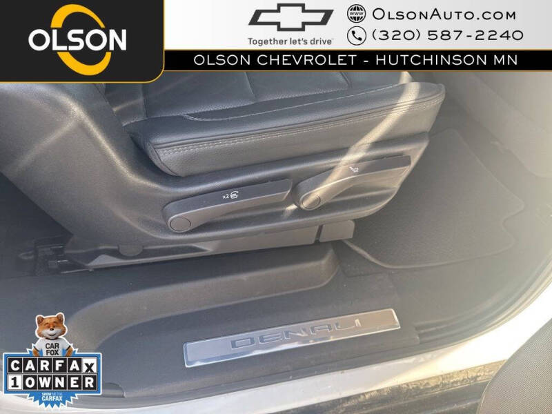 2025 GMC Yukon XL Denali