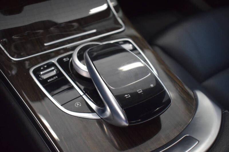 2015 Mercedes-Benz C-Class C 300