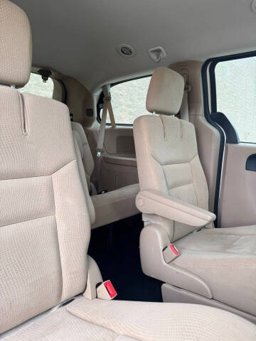 2015 Dodge Grand Caravan American Value Package