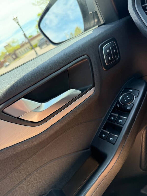 2024 Ford Escape Platinum
