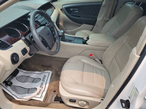 2012 Ford Taurus SEL
