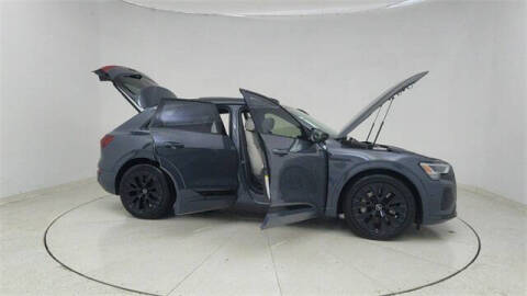 2024 Audi Q8 e-tron quattro Prestige