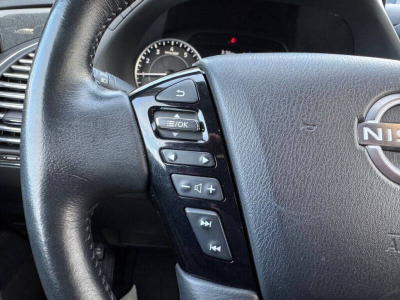 2022 Nissan Armada SV