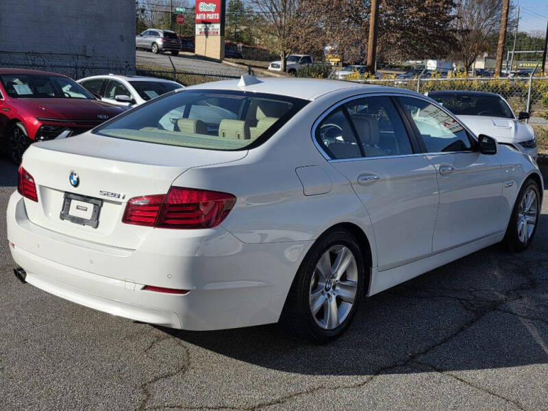 2011 BMW 5 Series 528i