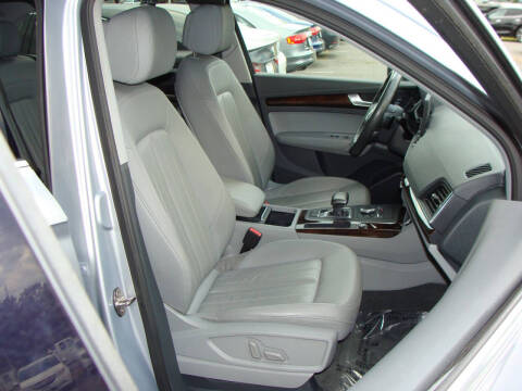 2019 Audi Q5 quattro Premium 45 TFSI