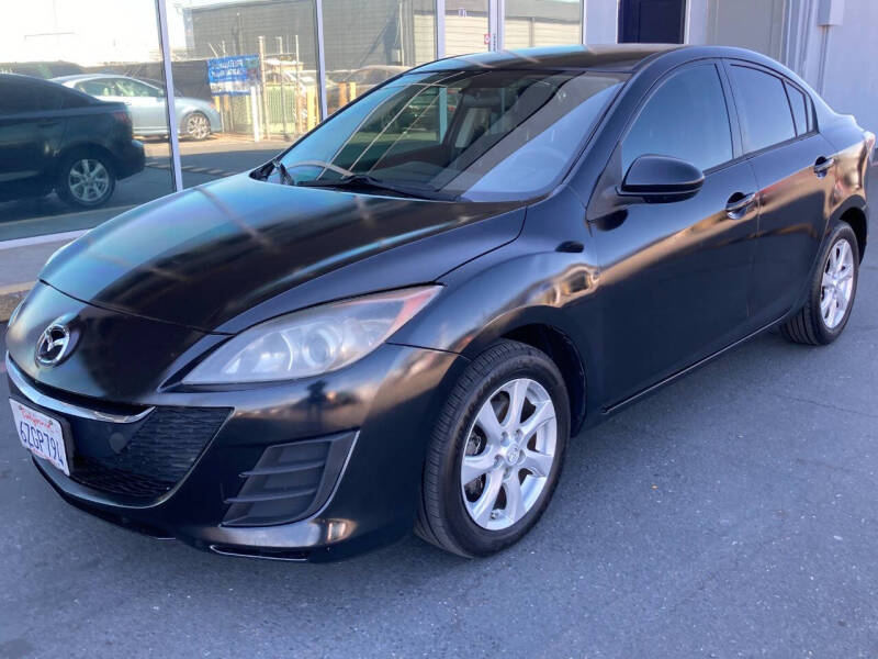 2011 Mazda MAZDA3 for sale at Vision Auto Sales in Sacramento CA