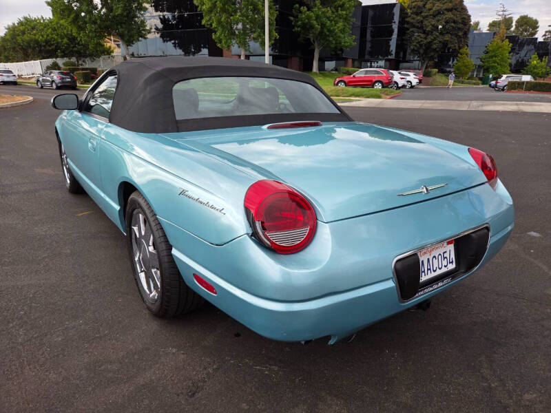 2002 Ford Thunderbird Deluxe