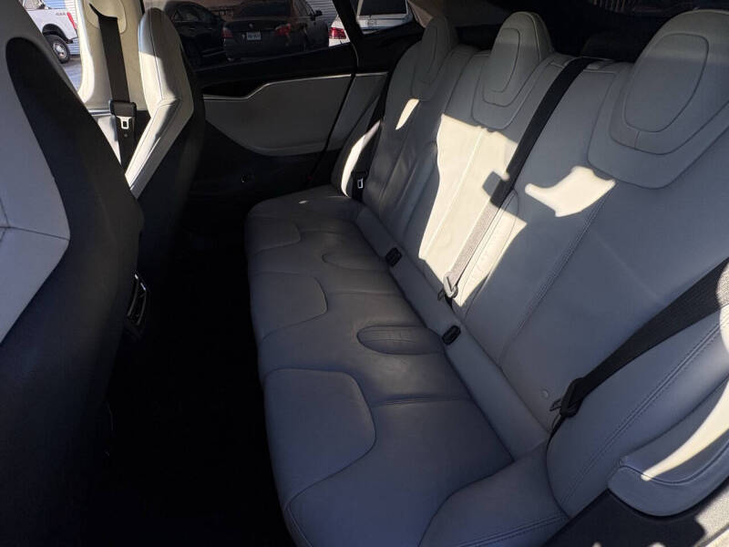 2014 Tesla Model S P85