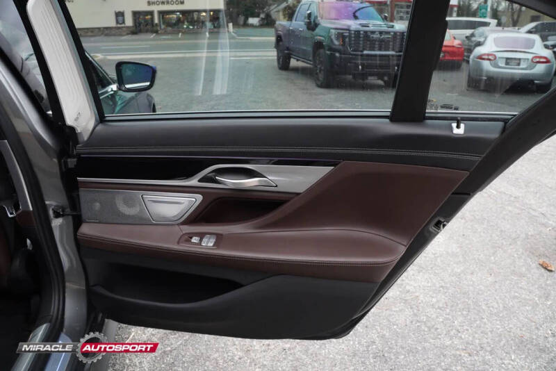 2017 BMW 7 Series ALPINA B7 xDrive