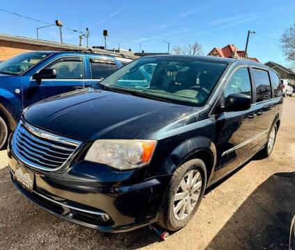 2013 Chrysler Town and Country for sale at Corridor Motors in Cedar Rapids IA