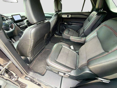 2022 Ford Explorer ST-Line