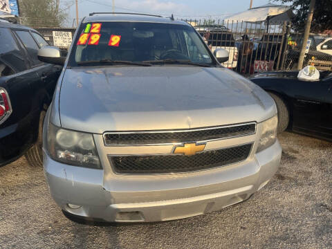 2012 Chevrolet Suburban for sale at SCOTT HARRISON MOTOR CO in Houston TX