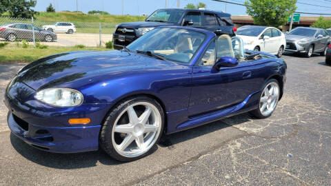 2004 Mazda MX-5 Miata for sale at Luxury Imports Auto Sales and Service in Rolling Meadows IL