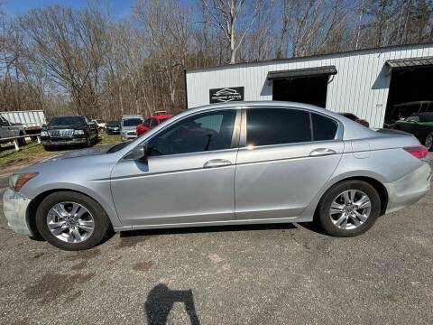 2012 Honda Accord for sale at Monroe Auto's, LLC in Parsons TN
