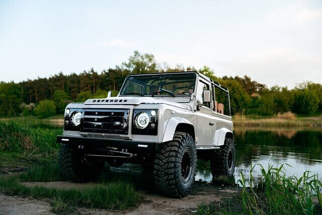 1999 Land Rover Defender 3