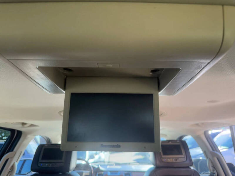 2013 Cadillac Escalade ESV Platinum Edition