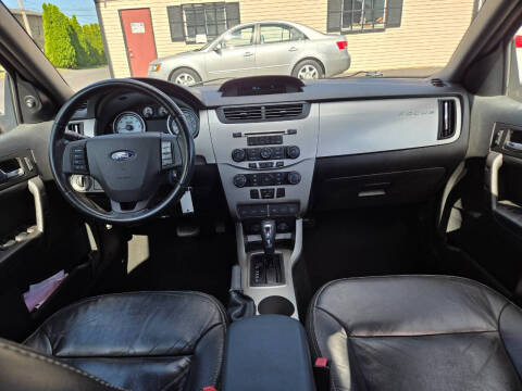 2010 Ford Focus SEL