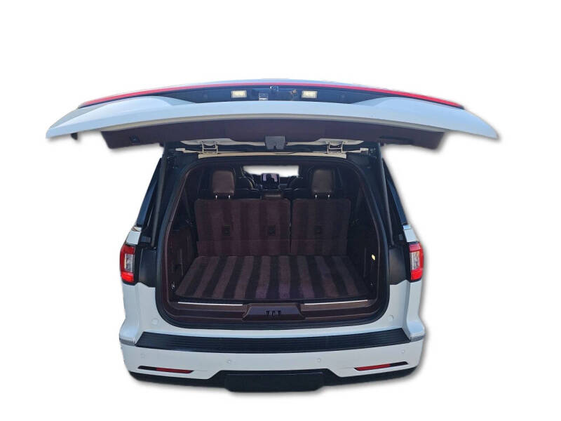 2020 Lincoln Navigator L Black Label