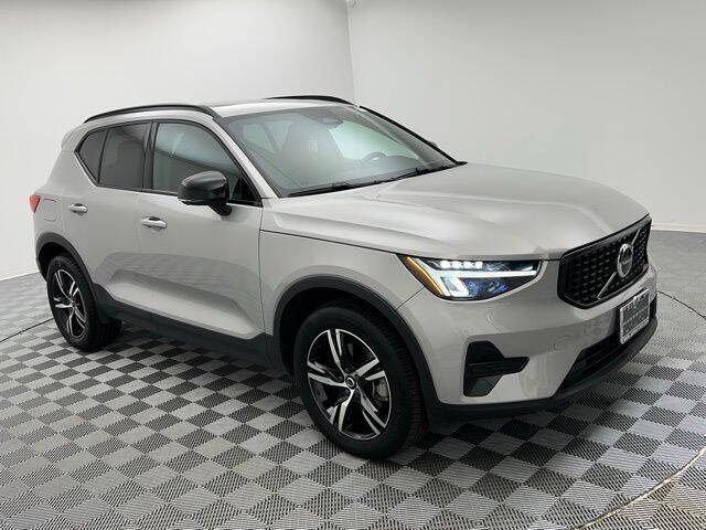 2024 Volvo XC40