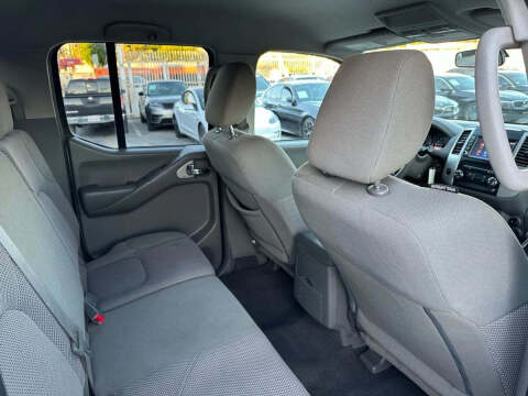 2019 Nissan Frontier SV