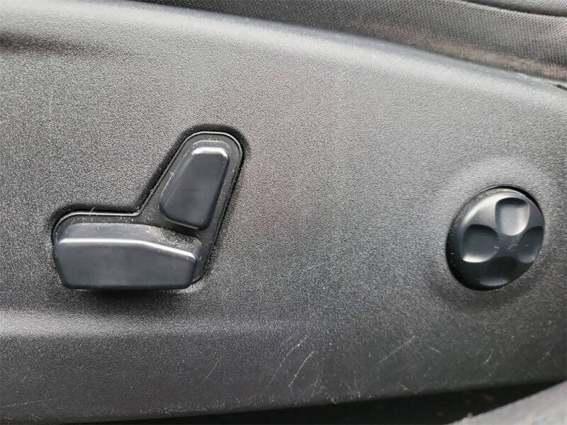 2017 Chrysler 300 Limited