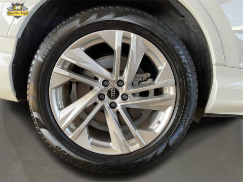 2023 Audi Q7 quattro Premium 45 TFSI