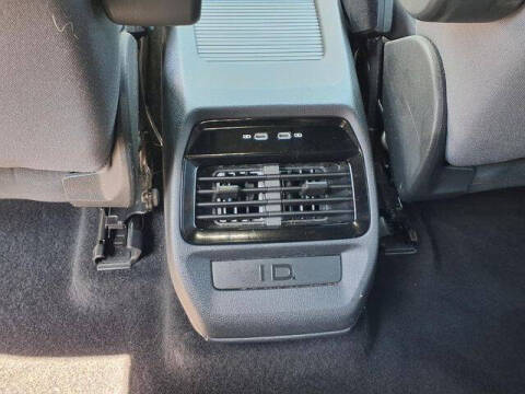 2022 Volkswagen ID.4 Pro