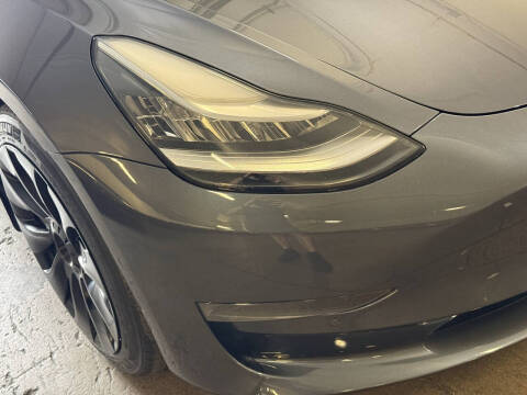 2020 Tesla Model 3 Standard Range Plus