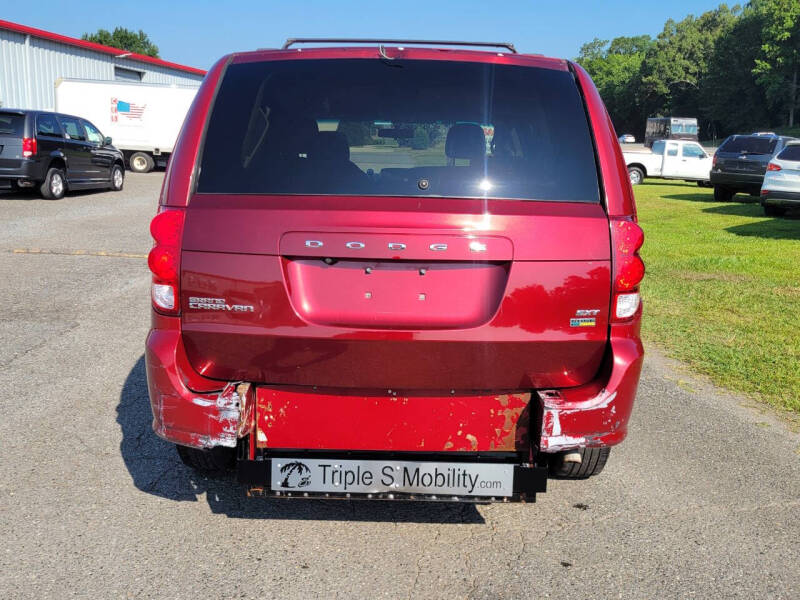 2014 Dodge WHEELCHAIR VAN